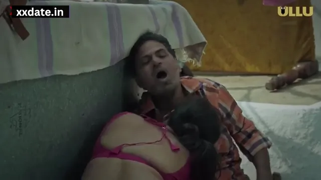Passionate Romance and Intense Lovemaking with an Indian Bhabhi, frame 3 of 8