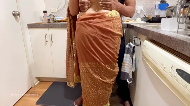 Amateur Indian striptease with saree lifted and spanking, frame 5 of 8